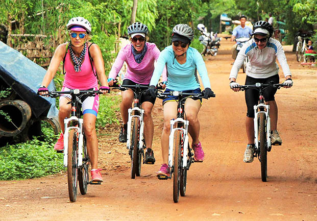 Social Cycles in Cambodia