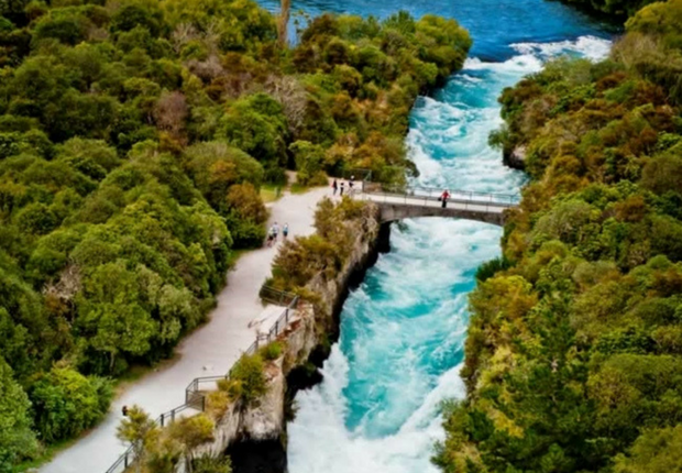 Huka Falls - cheap things to do in Taupo
